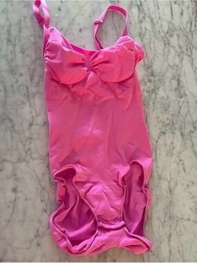 Skims Seamless Sculpt Bodysuit Hot Pink